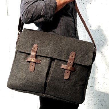 BESACE PC PORTABLE NOIR 